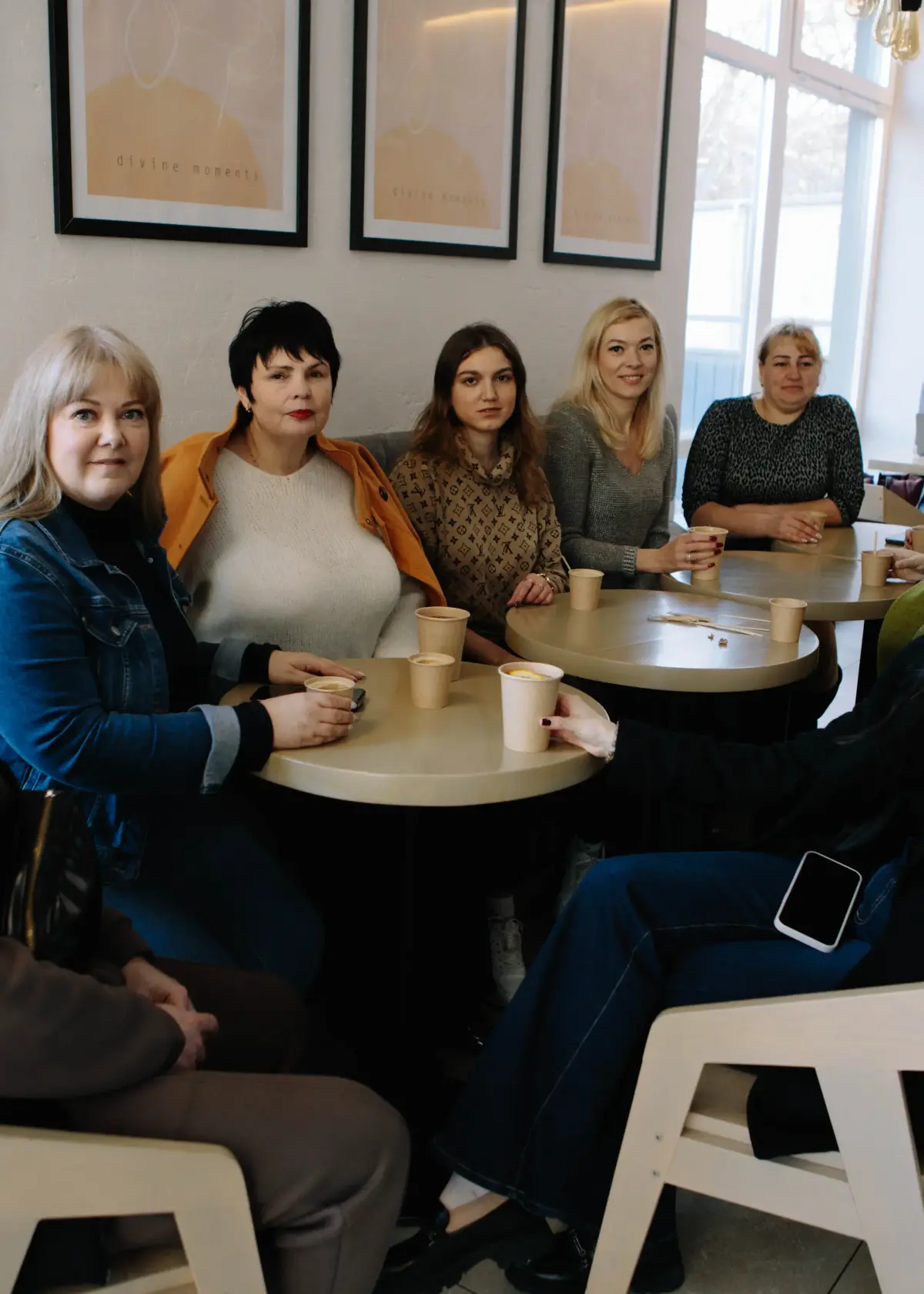 dreamcat-office-team-coffee-break