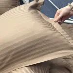 Постільна білизна зі страйп сатину, бежева