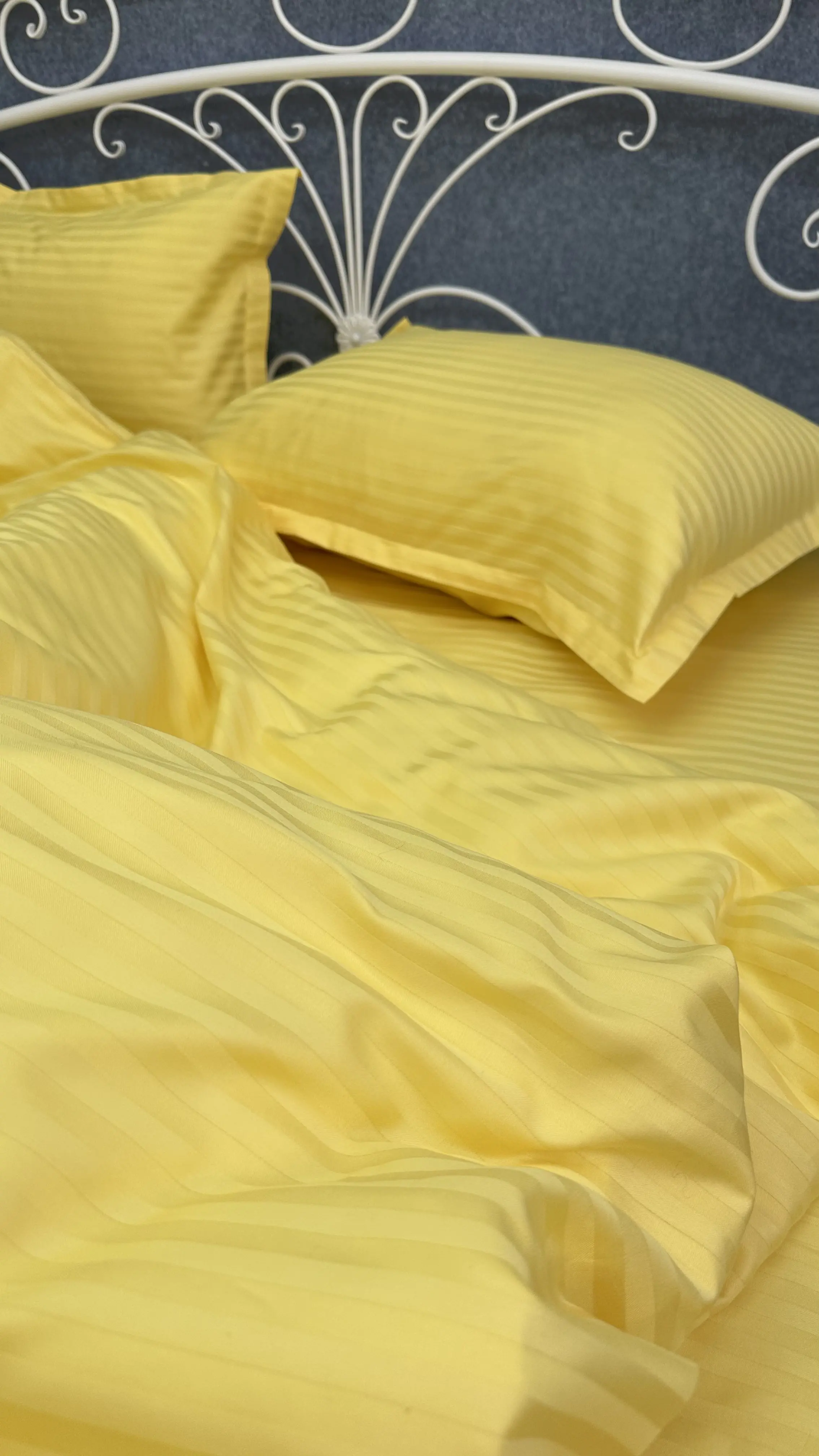 https://www.dreamcat.ua/storage/postilna-bilizna-straip-satin-zovta-komplekt-postilnoyi-bilizni-straip-satin-100-bavovna.mp4