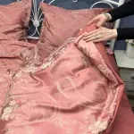 Жаккардова постільна білизна “Квіткова насолода”, бордово-рожева